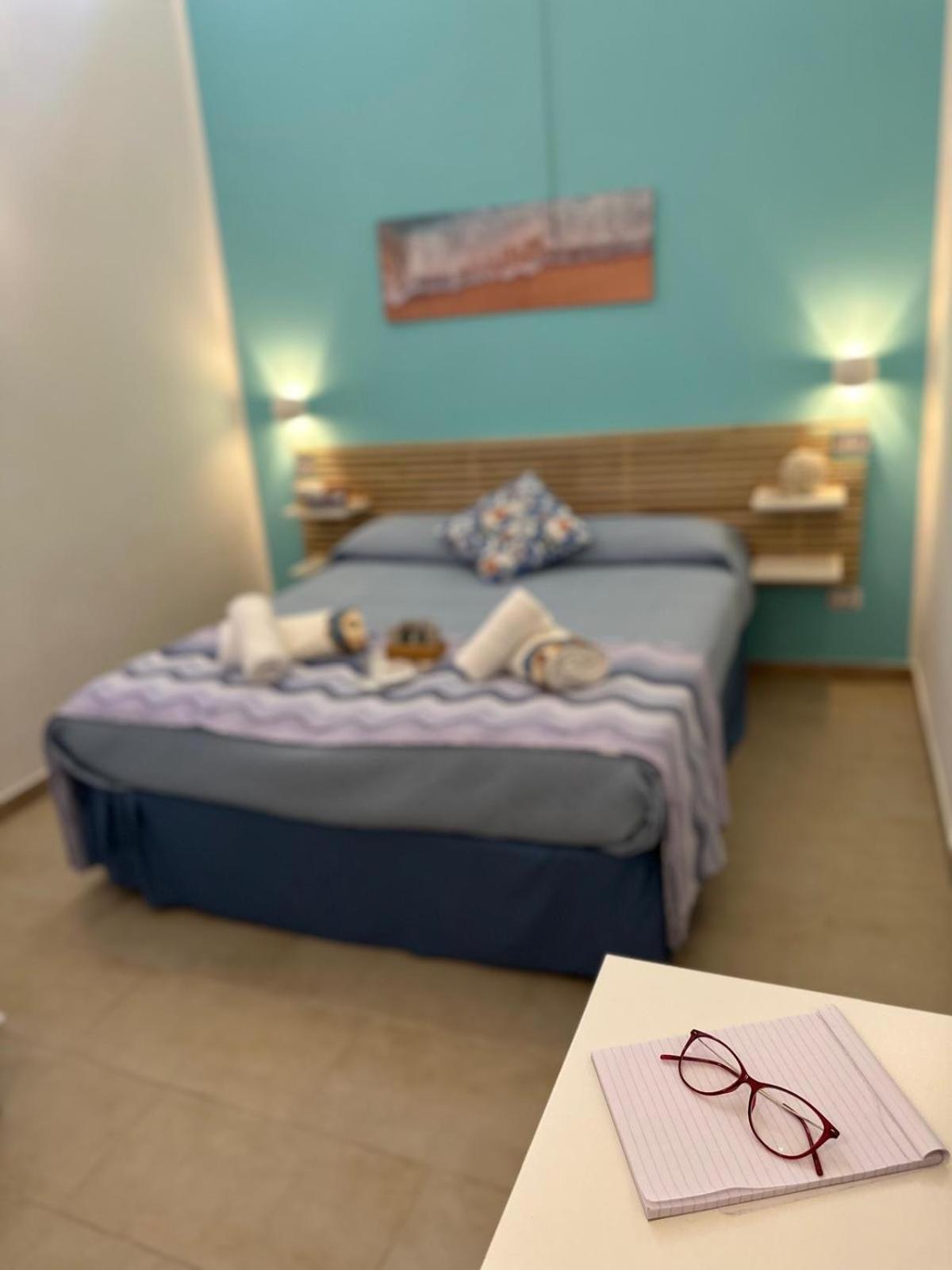 Madre Terra Airport Rooms And Suites Terrasini Exterior photo