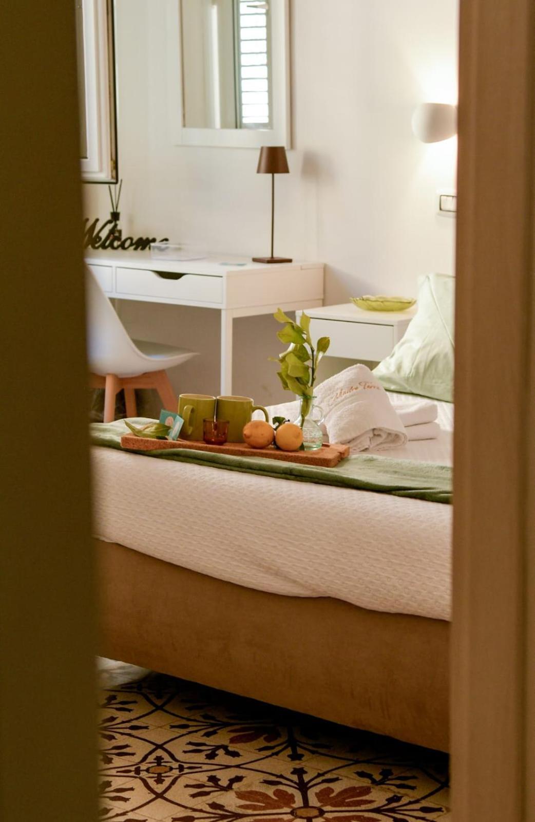 Madre Terra Airport Rooms And Suites Terrasini Exterior photo