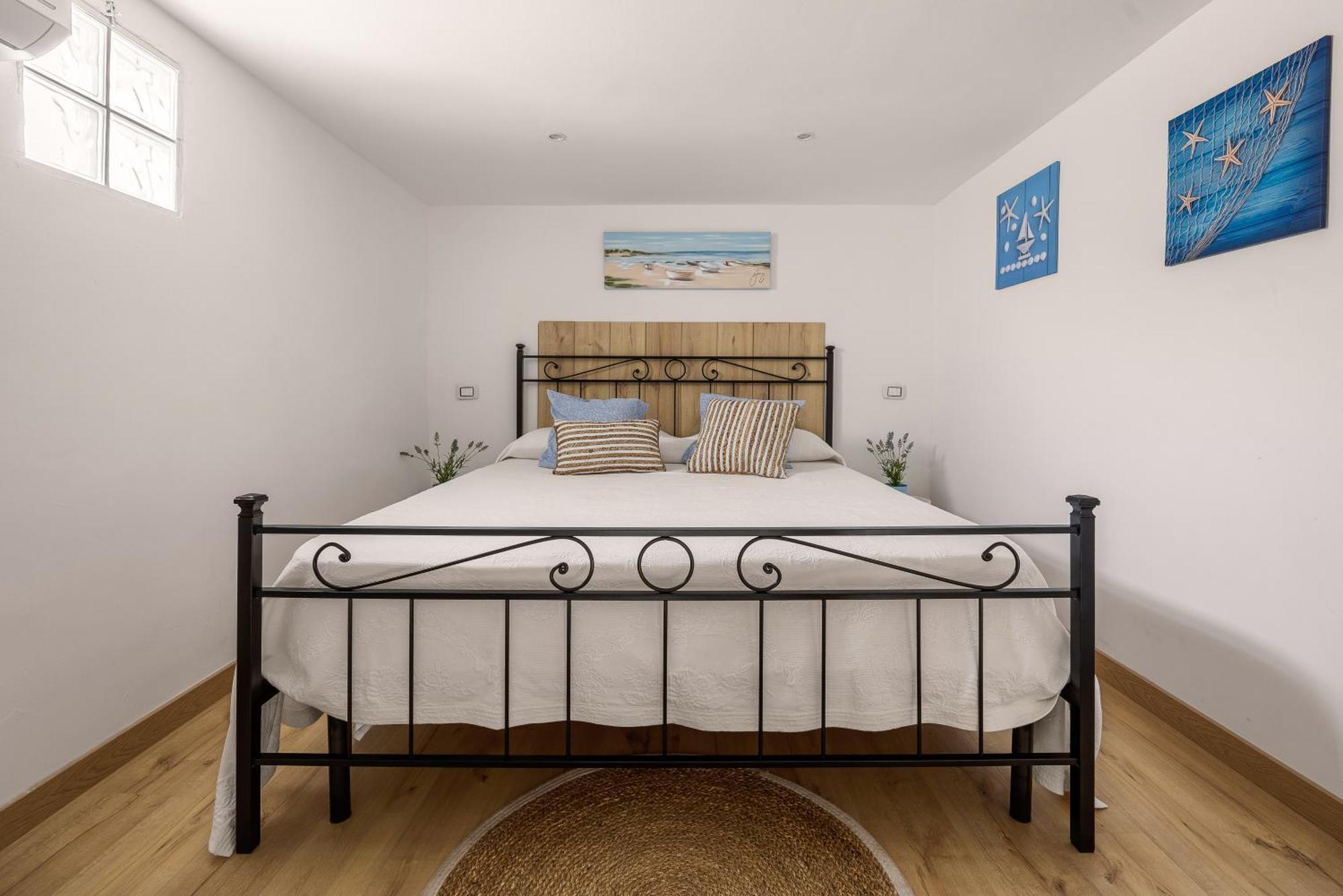 Madre Terra Airport Rooms And Suites Terrasini Exterior photo
